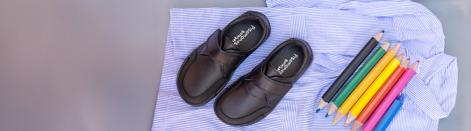 Colegiales Barefoot