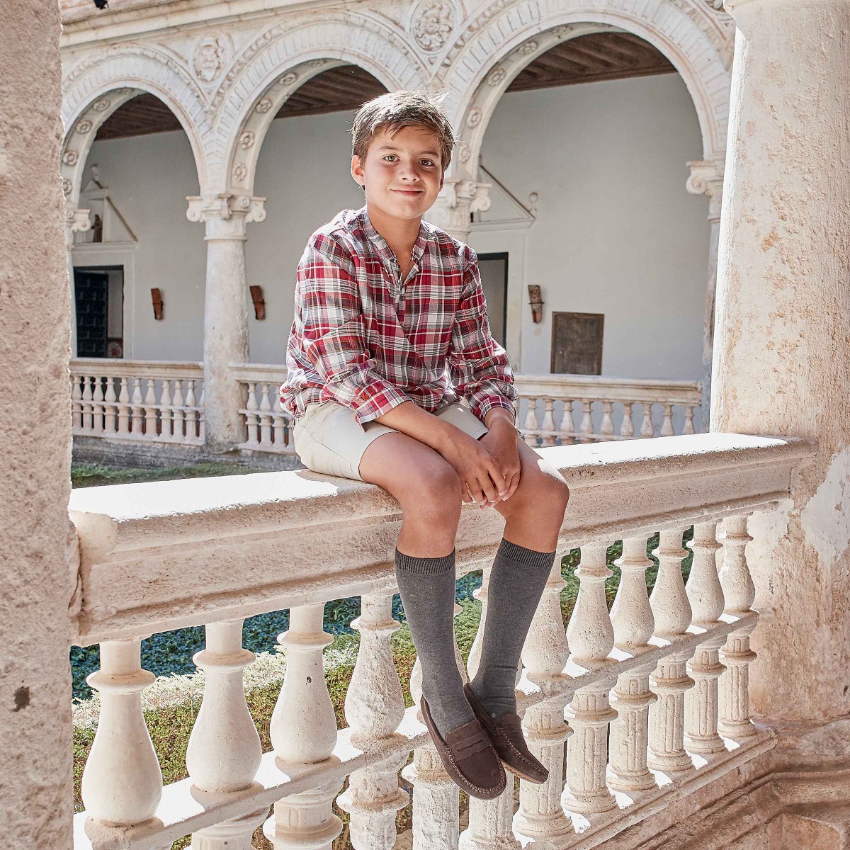 Mocasines niño de serraje con antifaz y suela antideslizante