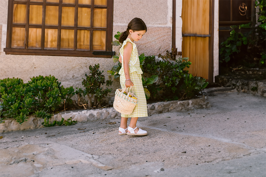 Alpargata Calada para Niñas con Hebilla