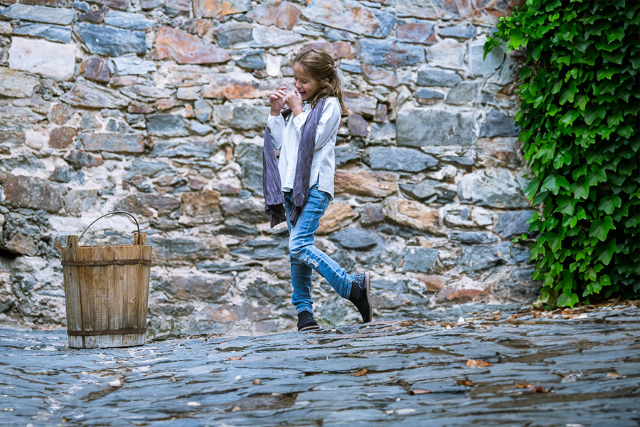 Botines Niña Serraje con talonera glitter