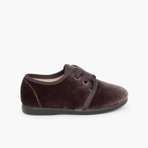 Zapato terciopelo cordón faya Gris