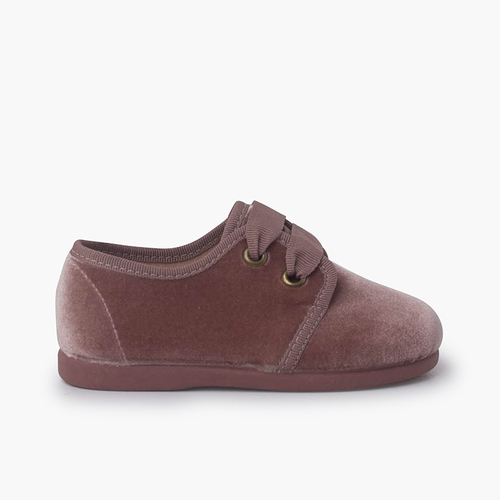 Zapato terciopelo cordón faya Maquillaje