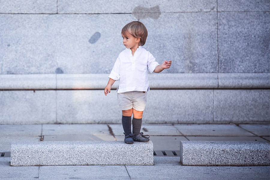 Zapatito niños tipo blucher con lazo y picados