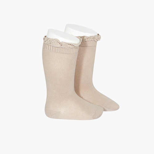 Calcetines altos con puntilla Piedra