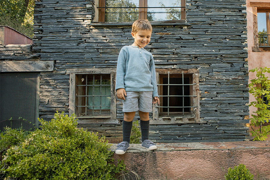 Zapatillas pana puntera goma y doble cierre