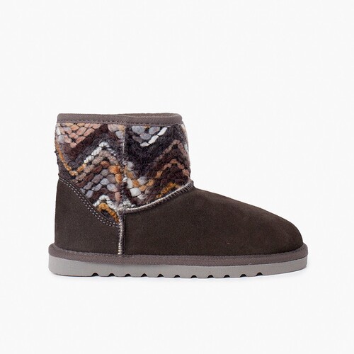 Bota baja tipo australiana detalles lana colores Gris