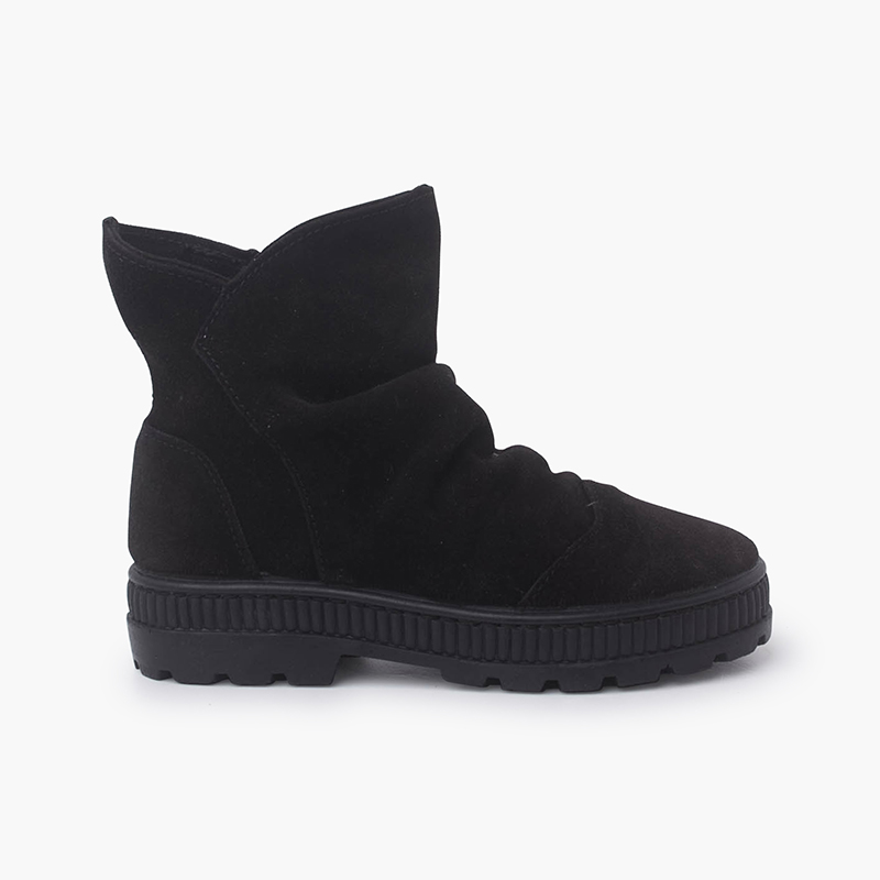 Botas serraje efecto arrugado Negro