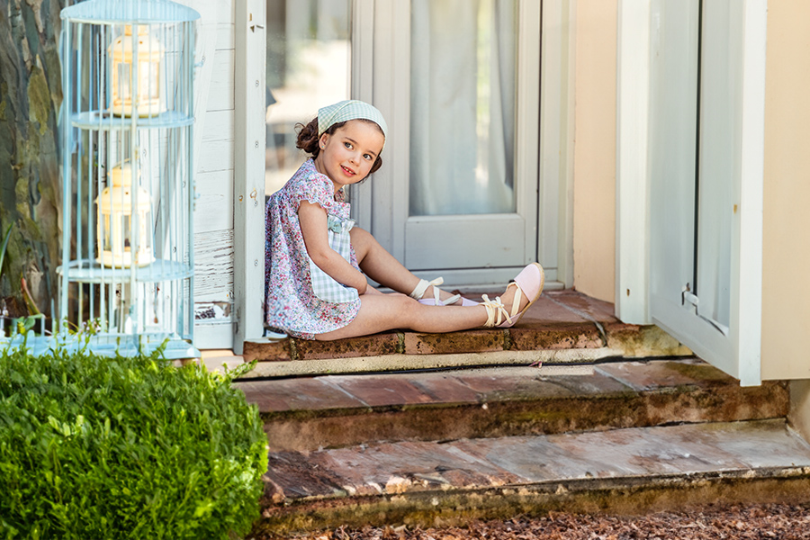 Alpargata niña cintas crudo 