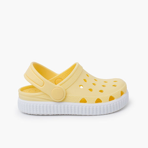 Zuecos goma tipo zapatillas Vainilla