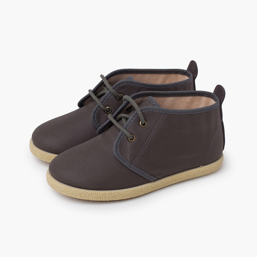 Botita cuero vegano cordones Gris