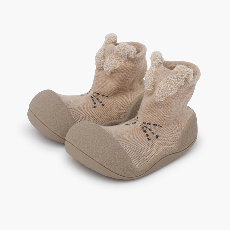 Zapatos bebé de gateo con puntera redondeada de Attipas