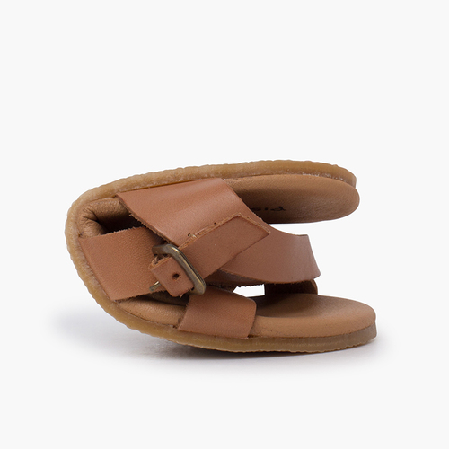 Sandalias barefoot cruzadas napa Arena