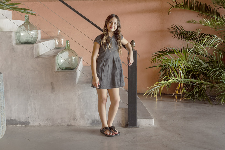 Sandalias dedo extra light brillo mujer