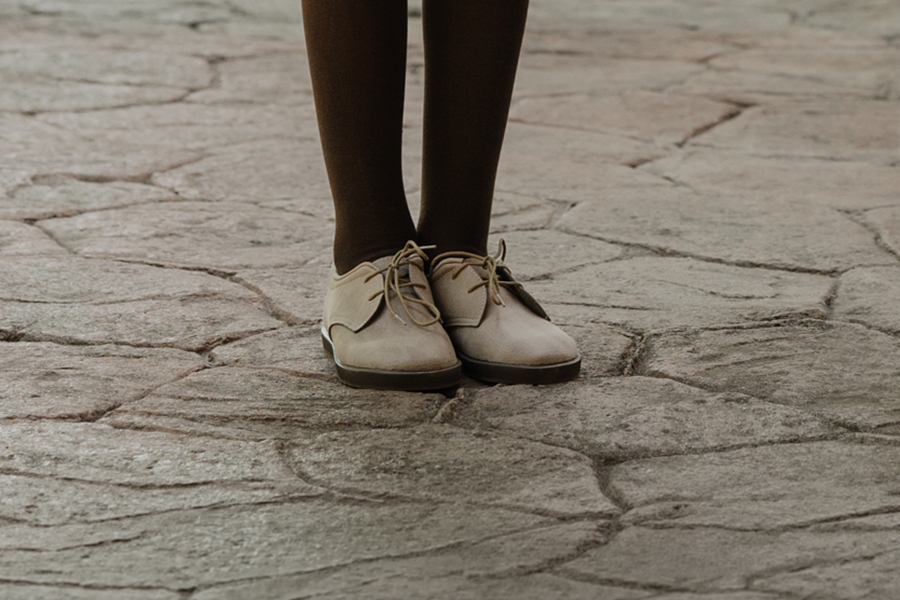 Blucher barefoot efecto piel cordones finos