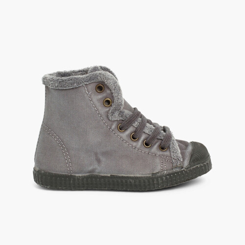 Zapatilla Bota Yeti Gris Claro