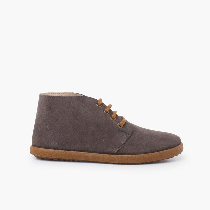 Bota serraje estilo safari contraste Gris