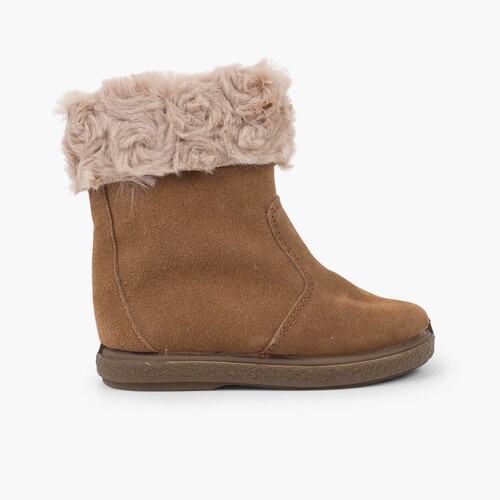 Botas Pelo Media Caña con Cremallera Topo