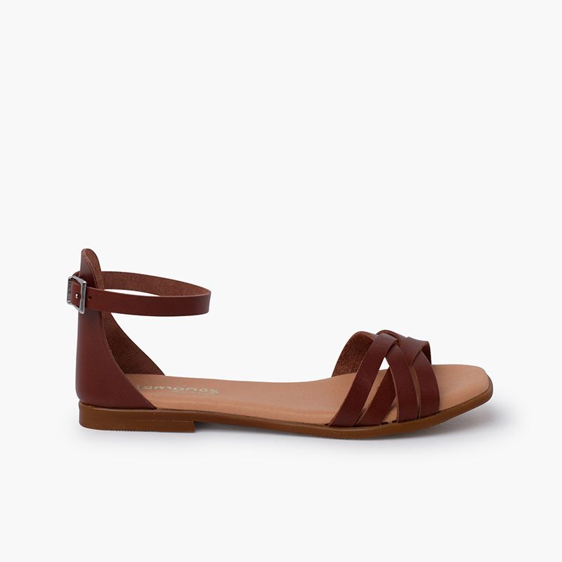 Sandalias niña y mujer en piel con tiras y talonera 