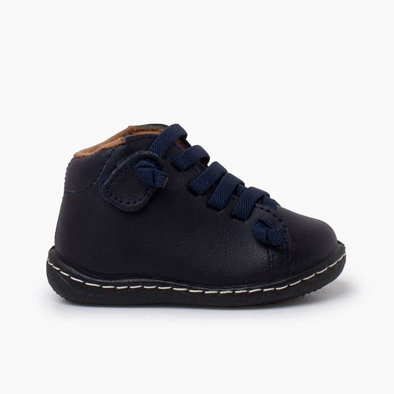 Botitas piel lavable niños cordones elásticos