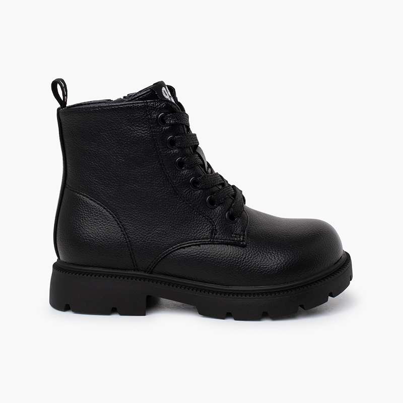 Botas niña cordones Garvalín tipo militar