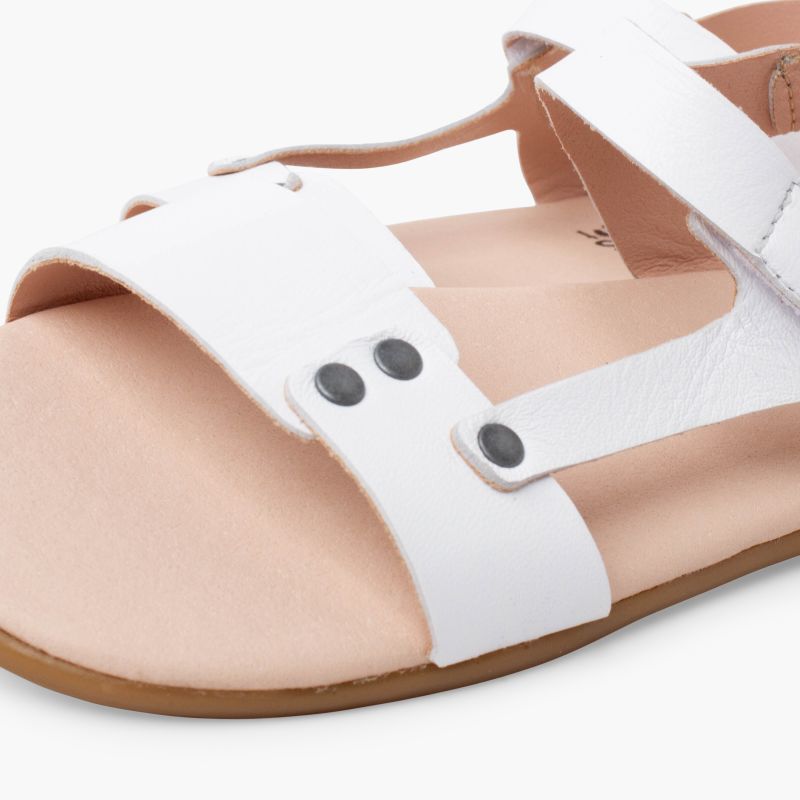 Sandalias barefoot piel tachuelas