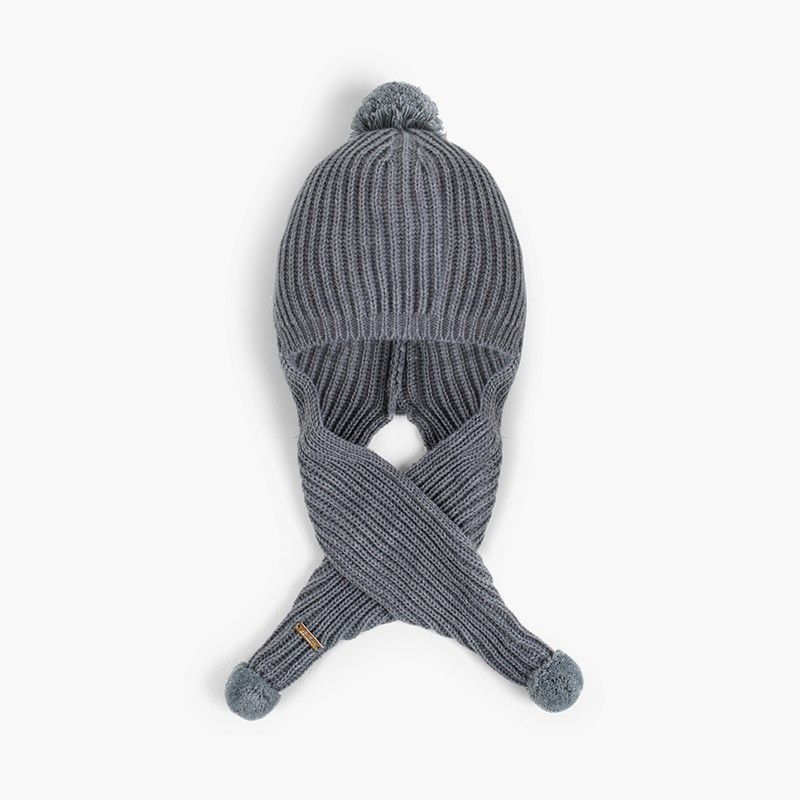 Gorro con Bufanda y Pompones