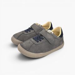Zapatillas barefoot efecto serraje cierre combinado Gris