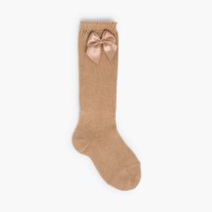 Calcetines Altos Condor Perlé con Lazo Camel