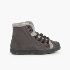 Zapatilla Bota Yeti Negro