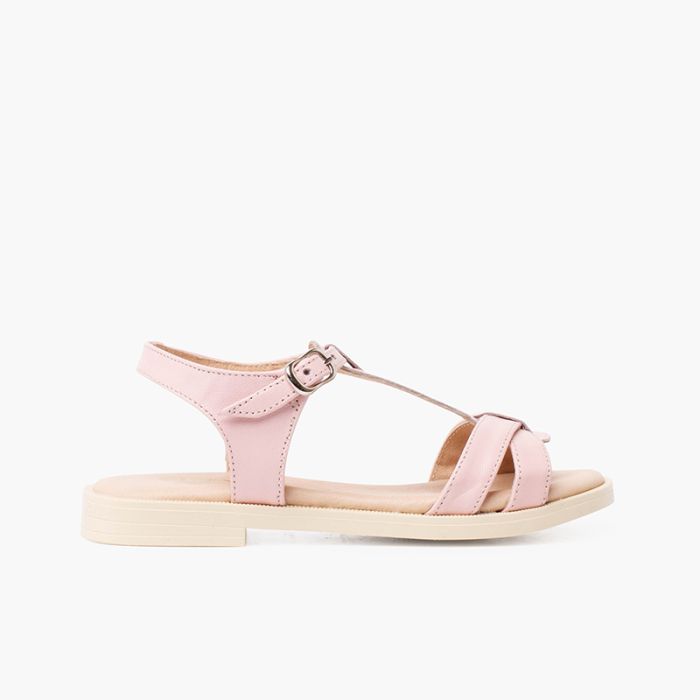 Sandalias niña de piel suave con tira central trenzada