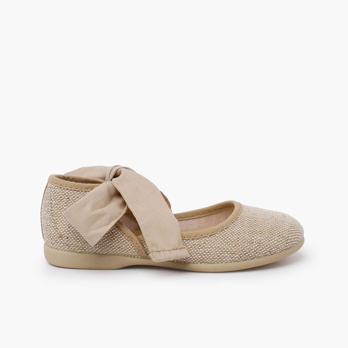 Mercedita escotada con lazada tobillo