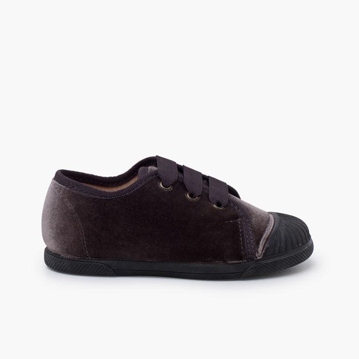 Zapatilla terciopelo cordón faya
