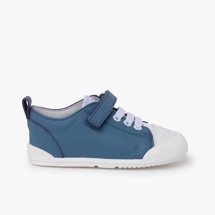 Zapatillas Blanditos Cordones y Tira Adherente