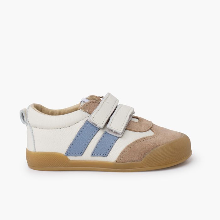 Zapatillas Blanditos bandas laterales 