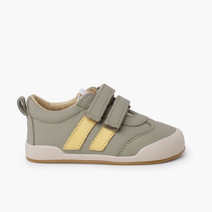 Zapatillas Blanditos bandas laterales 