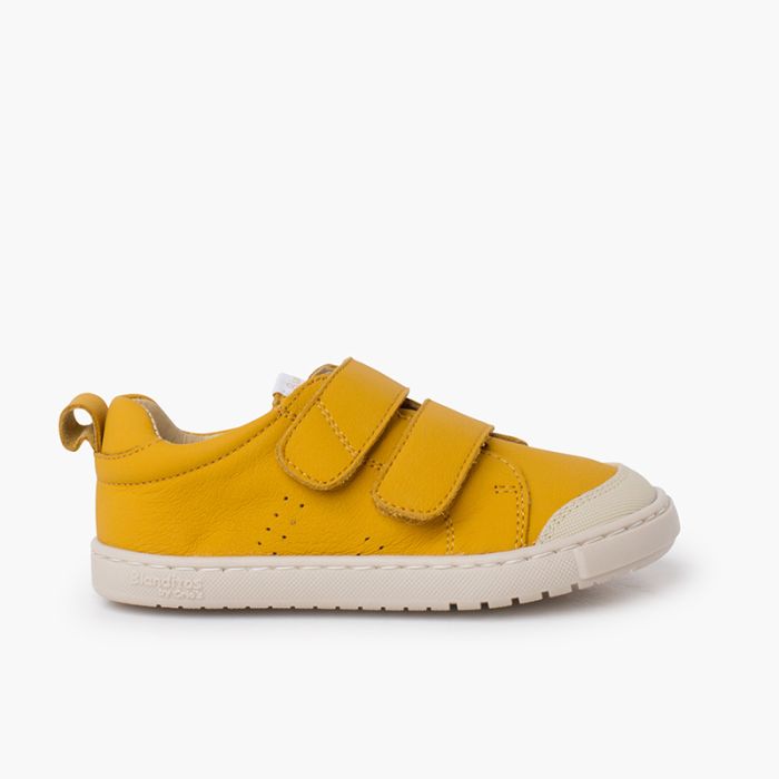Zapatillas Blanditos tiras adherentes tallas altas 