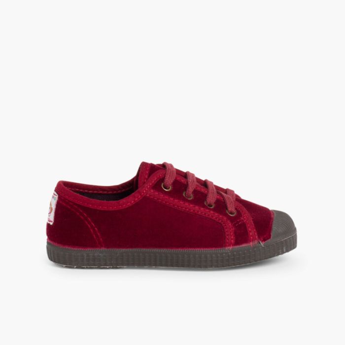 Zapatilla terciopelo con cordones