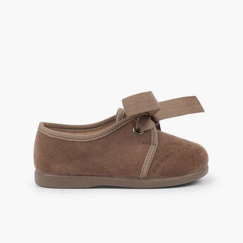 Zapatito niños tipo blucher con lazo y picados Topo
