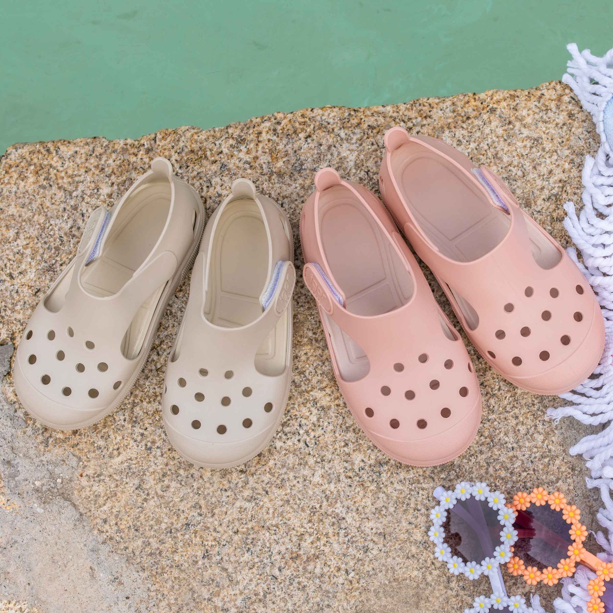 Zuecos cangrejeras de goma para niños