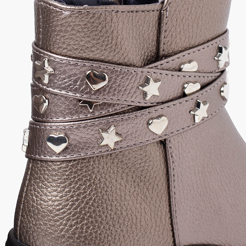 CORAZONES Y ESTRELLAS