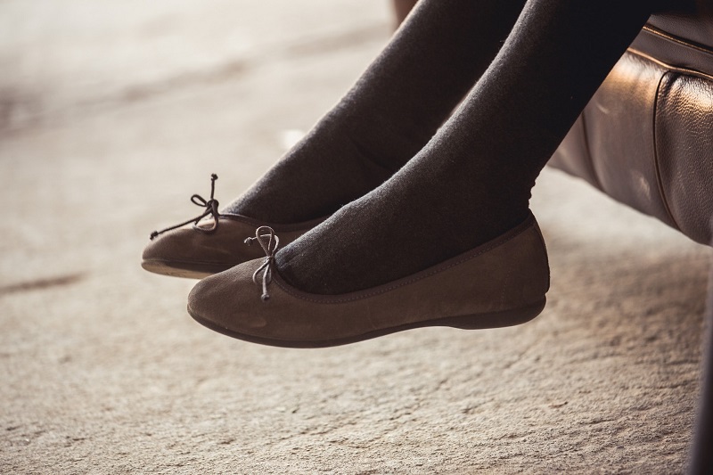 Ballerines, chaussures babies, manoletinas, pareilles ou diff&eacute;rentes?
